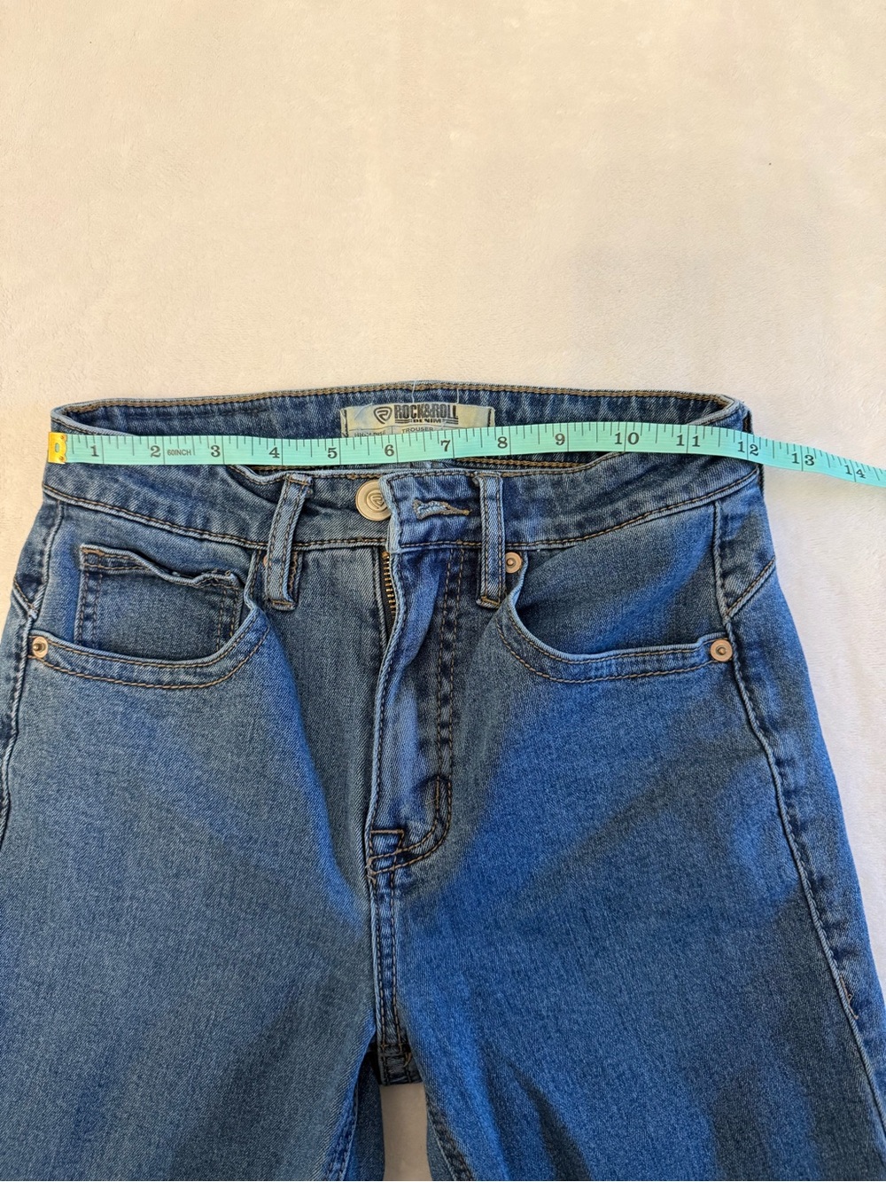 High-Rise Women's Blue Denim Jeans — Classic Fit